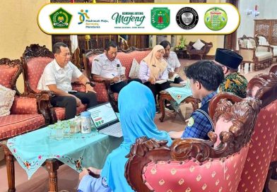 Tim Riset MAN 2 Kudus Audiensi dengan Bupati Kudus Bahas Inovasi SapaPangan